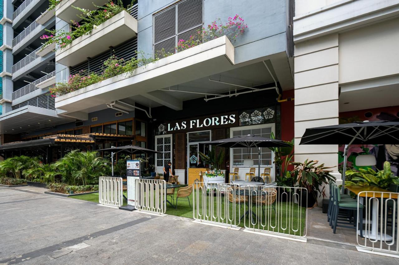 Cityscape View 2Br In Uptown Bgc W 200Mbps Wifi Taguig Luaran gambar