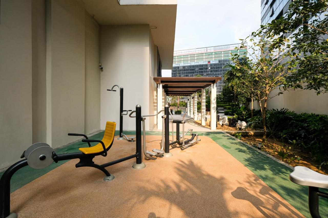 Cityscape View 2Br In Uptown Bgc W 200Mbps Wifi Taguig Luaran gambar