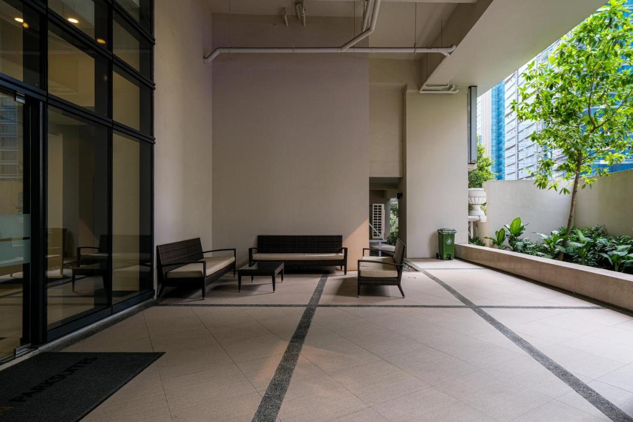 Cityscape View 2Br In Uptown Bgc W 200Mbps Wifi Taguig Luaran gambar