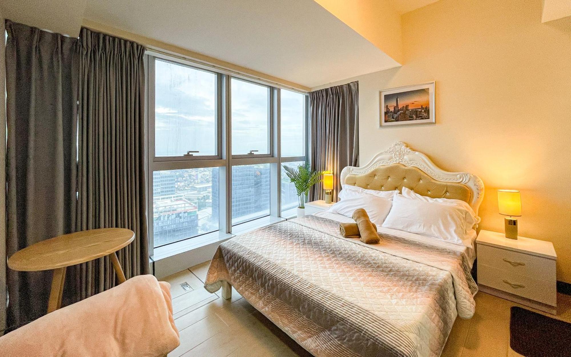 Cityscape View 2Br In Uptown Bgc W 200Mbps Wifi Taguig Luaran gambar